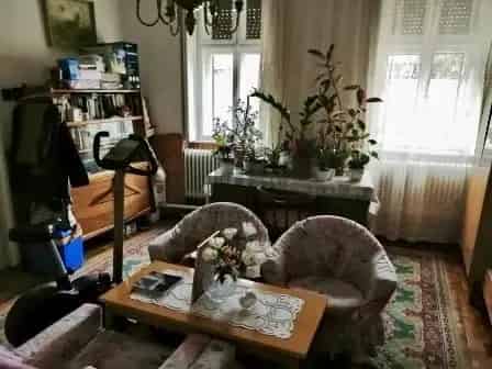 Debreceni belvárosi üzleti ingatlan eladó