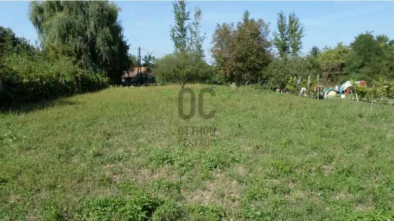 Tiszacsegei eladó telek, T036748