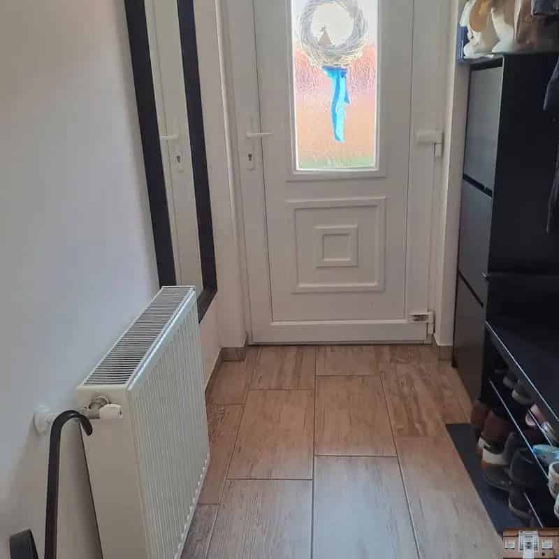 Ház Kiadó , Monori járás, Közép-Magyarország