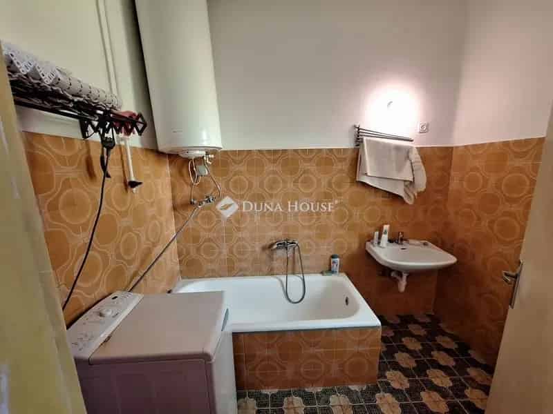Ház Kiadó , Balatonalmádi járás, Dunántúl