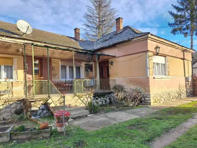 Regenyei eladó családi ház, DHZ056350