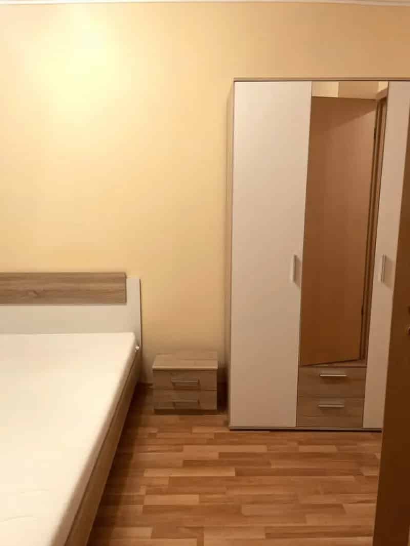 XIV kerulet uj epiteesu butorozott gepesitett klima erkellyes lakás kiado
