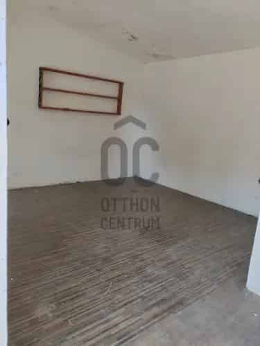 Pápai eladó telek, DTK099938