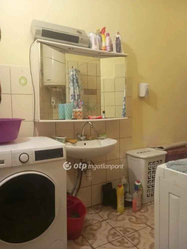 110 m2-es családi ház Egertől 19 km-re Sirokon