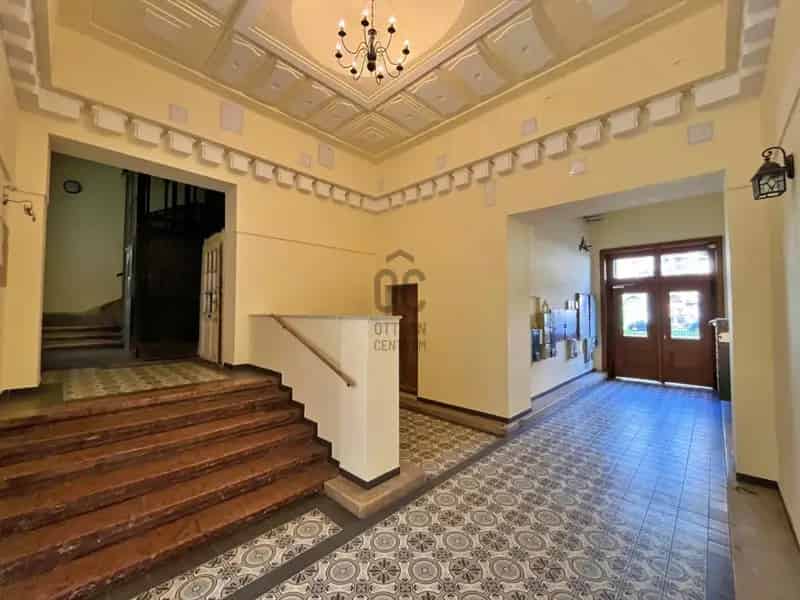 Lakás Kiadó , Budapest, Közép-Magyarország