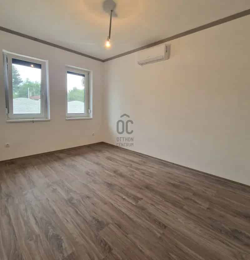 Ház Kiadó , Nagykátai járás, Közép-Magyarország