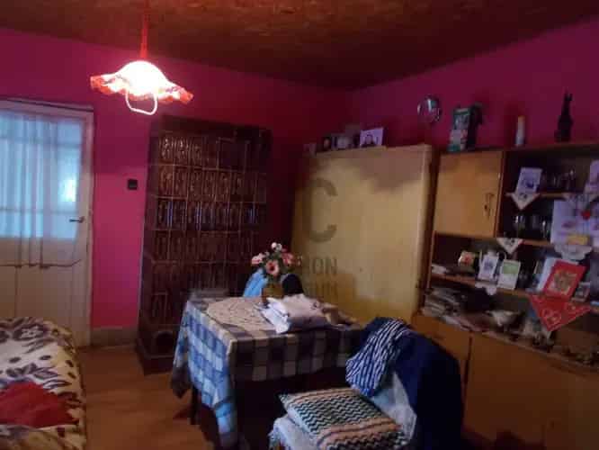 Papi eladó családi ház, H471208
