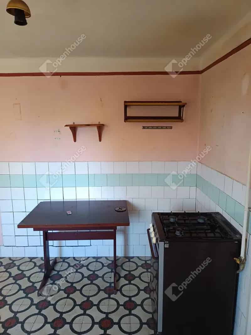 Ház Kiadó , Komáromi járás, Dunántúl
