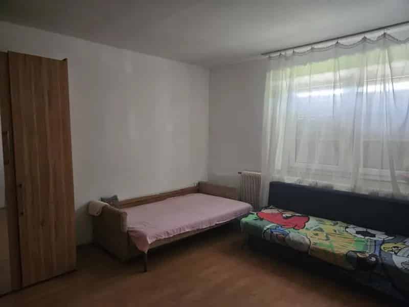 Ház Kiadó , Csornai járás, Dunántúl