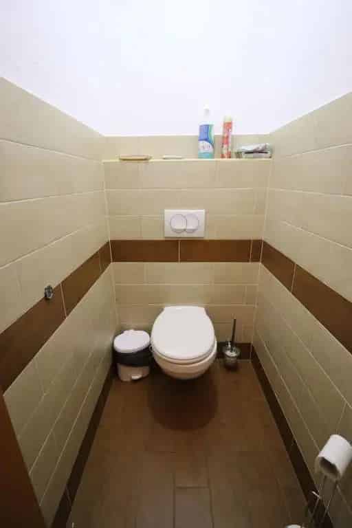 Ház Kiadó , Budapest, Közép-Magyarország