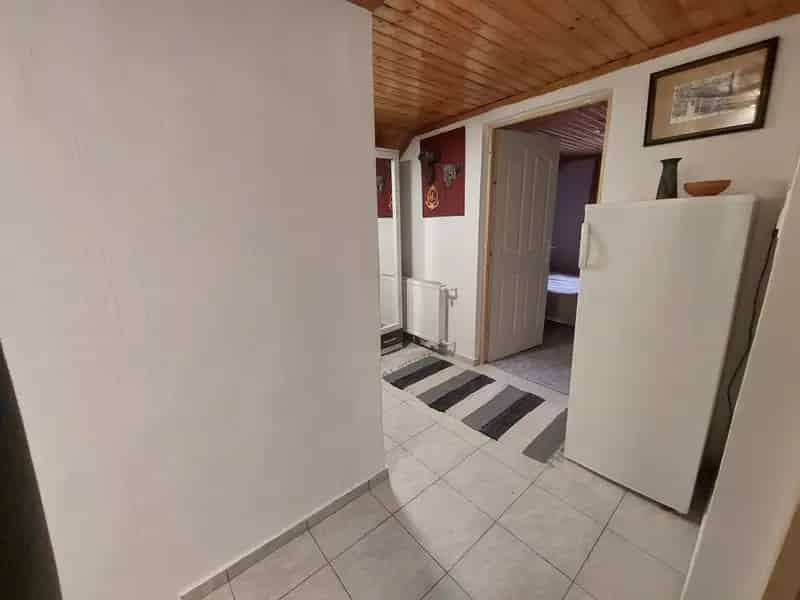 Ház Kiadó , Tolnai járás, Dunántúl