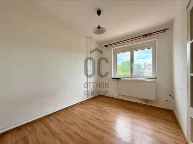 Balatonalmádii eladó családi ház, DHZ067645