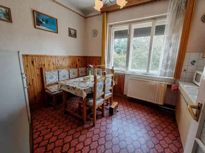 Ház Kiadó , Budapest, Közép-Magyarország