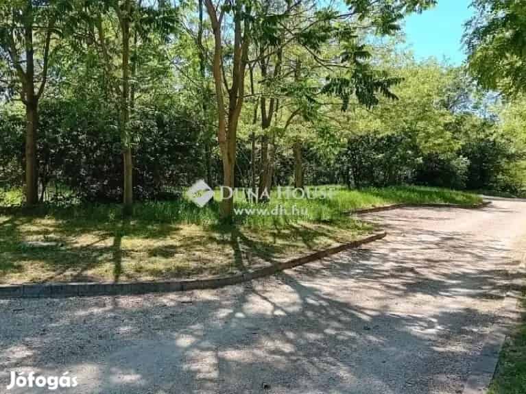 832 m2-es építési telek eladó Szóládon - Balaton közelében