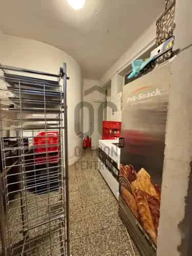 Budapest XI. kerületi eladó kereskedelmi ingatlan, UZ018087