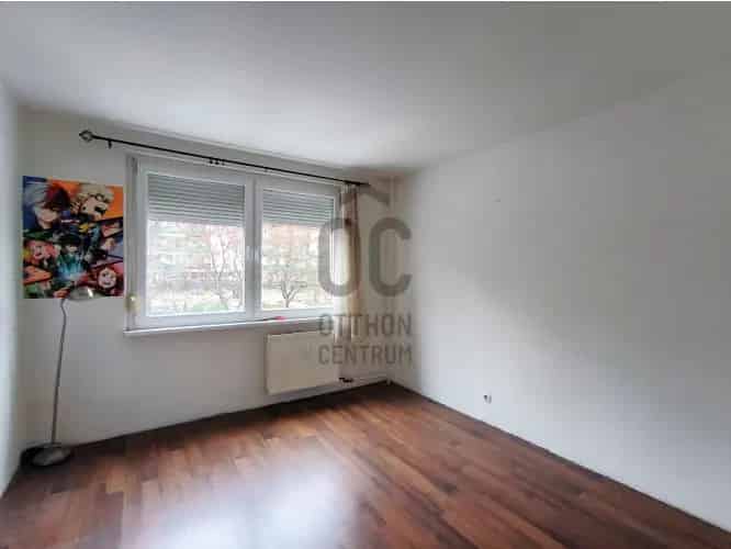 Budapest X. kerületi eladó panel lakás, DLK029121