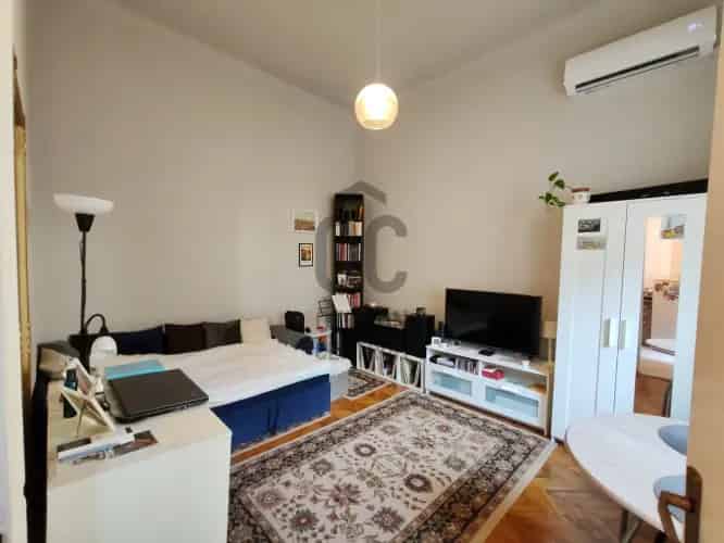 Budapest VIII. kerületi eladó lakás, DLK098713