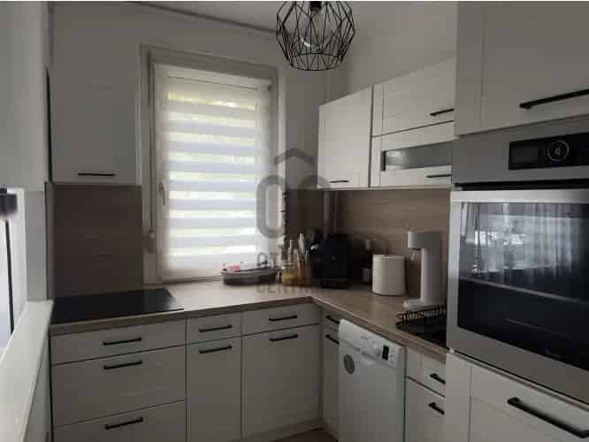 Budapest III. kerületi eladó panel lakás, DLK026923