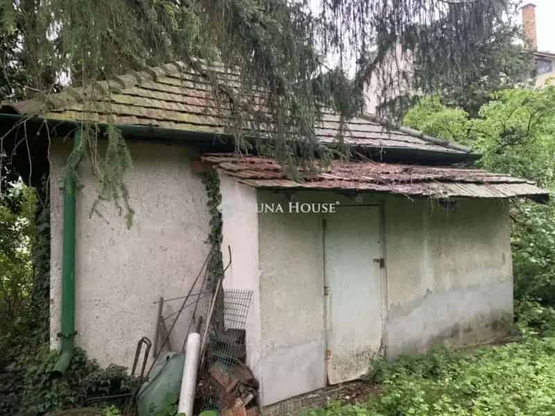 Telek Kiadó , Budapest, Közép-Magyarország