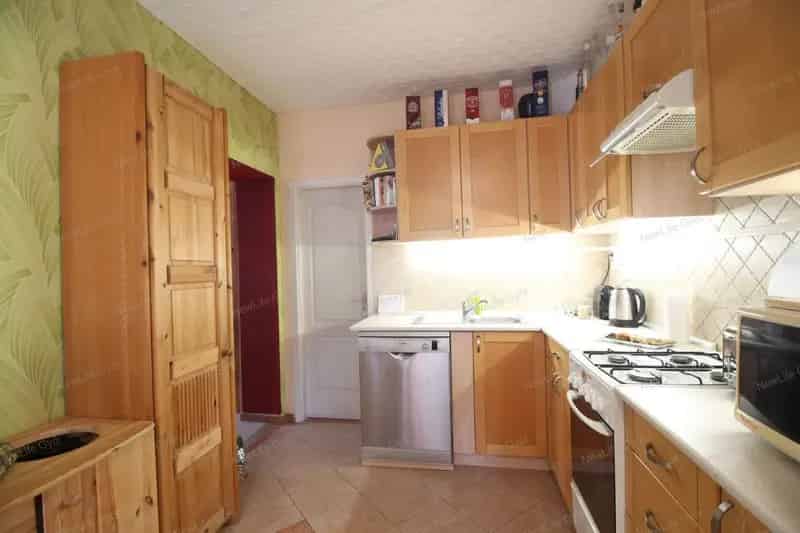 Ház Kiadó , Győri járás, Dunántúl