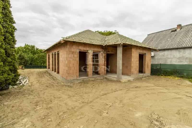 Ház Kiadó , Gödöllői járás, Közép-Magyarország