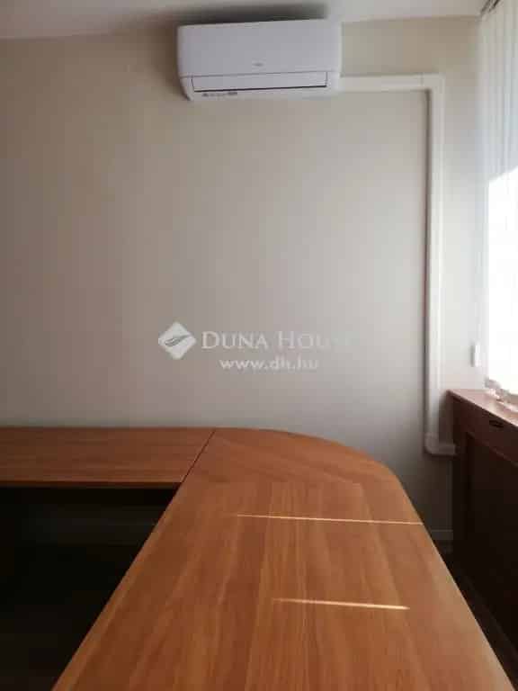 Üzleti célú Kiadó , Miskolc, Alföld és Észak