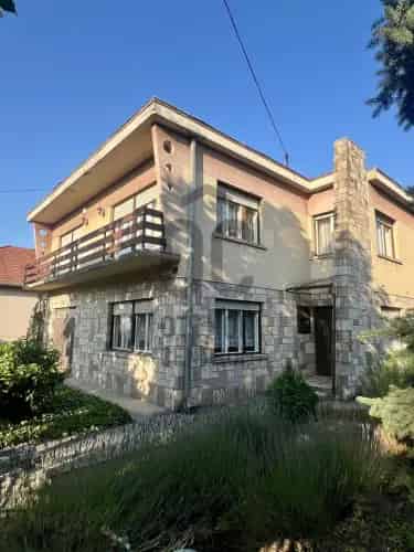 Pilisi eladó családi ház, H503994