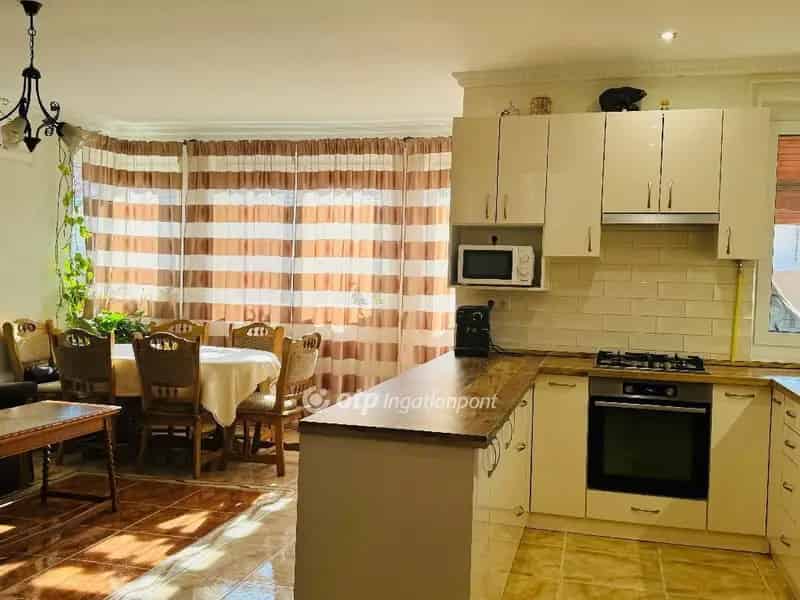 Mikepércs 124m2 családi ház eladó
