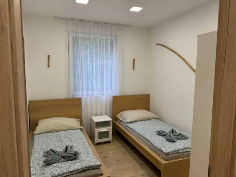 Ház Kiadó , Kőszegi járás, Dunántúl