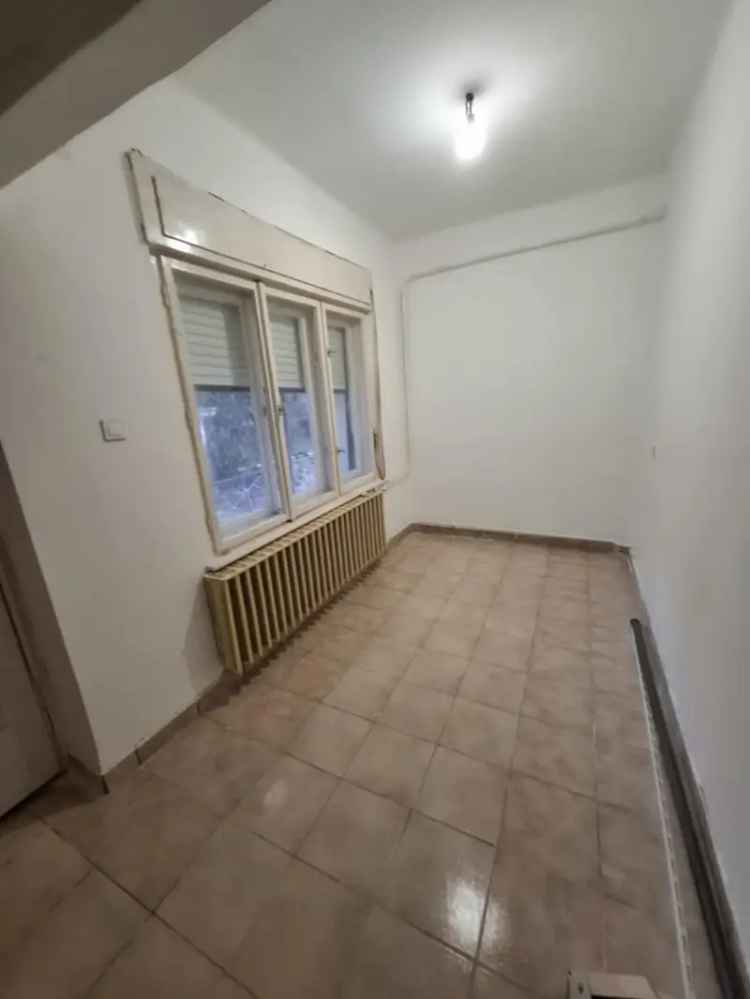 Ház Kiadó , Jászapáti járás, Alföld és Észak
