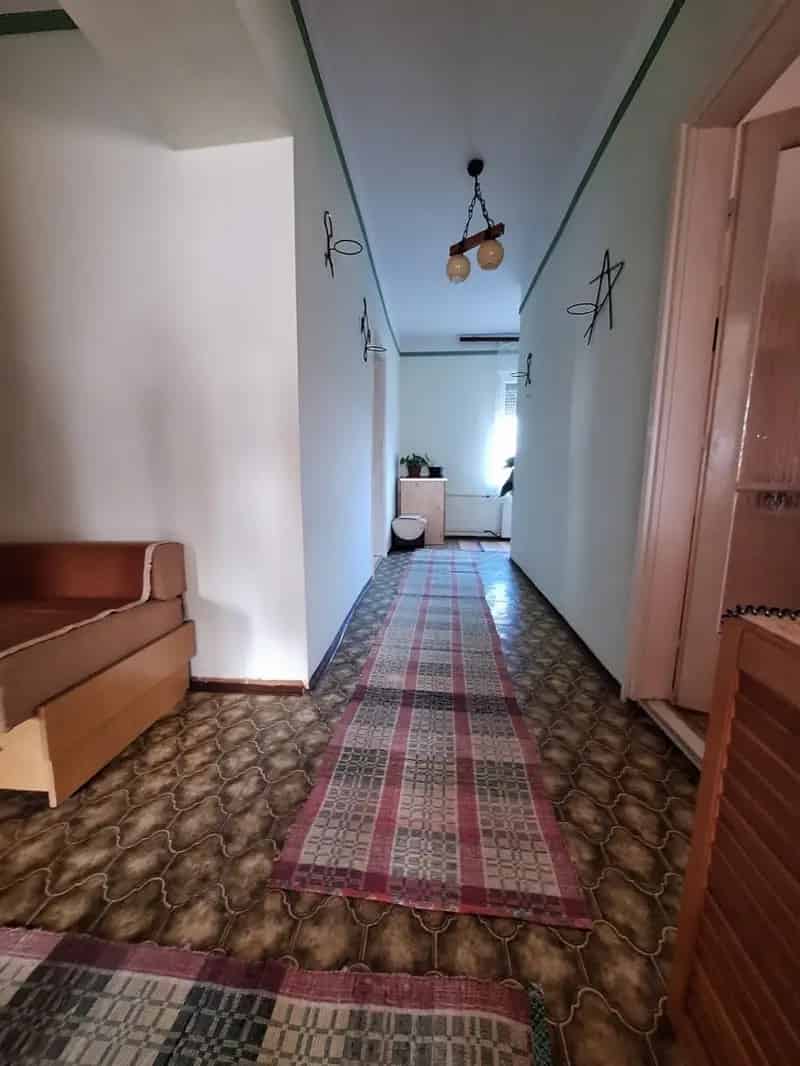 Ház Kiadó , Encsi járás, Alföld és Észak
