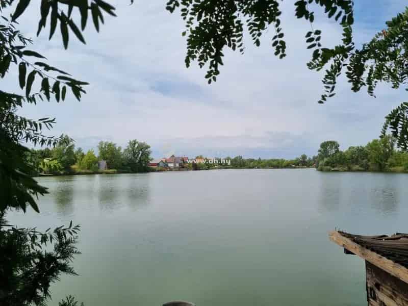 Telek Kiadó , Szigetszentmiklós, Közép-Magyarország