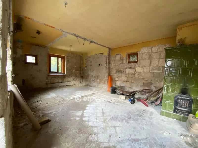 Ház Kiadó , Budapest, Közép-Magyarország