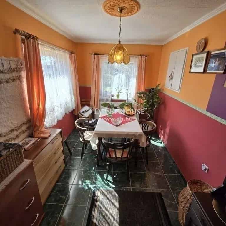 Ház Kiadó , Kecskeméti járás, Alföld és Észak