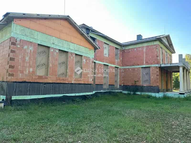 Ház Kiadó , Kecskeméti járás, Alföld és Észak