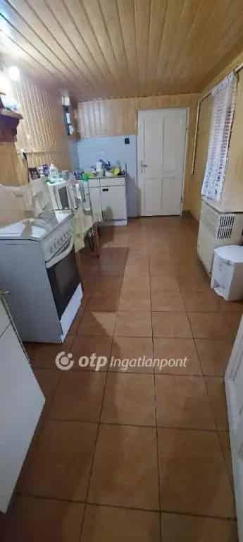 Öcsödön eladó 90 m2-es 3 szobás ház 1490 m2-es telken