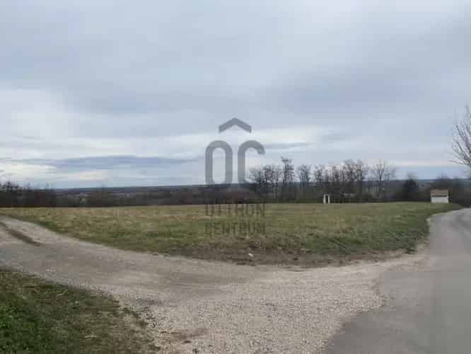 Pázmándi eladó telek, T035439