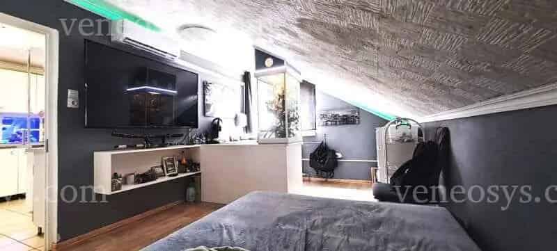 A NYUGALOM SZIGETE BUDAPEST HATÁRÁBAN ELADÓ! Ecseren, 5 szobás, IGÉNYES CSALÁDI HÁZ BEVEZETETT ÜZLETHELYISÉGGEL ELADÓ!