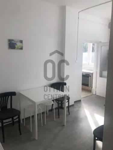 Tatai kiadó kereskedelmi ingatlan, UZ016624