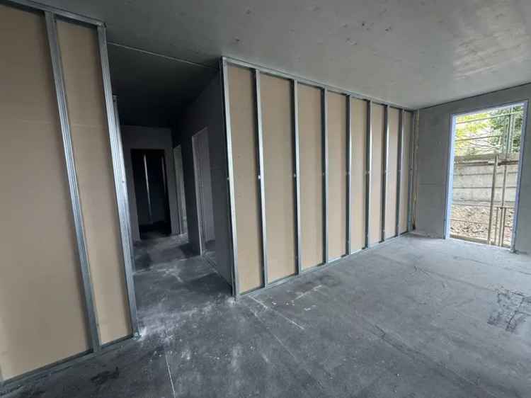 Komarom 2 szoba 55 m2 kulcsrakész társasházi lakás eladó