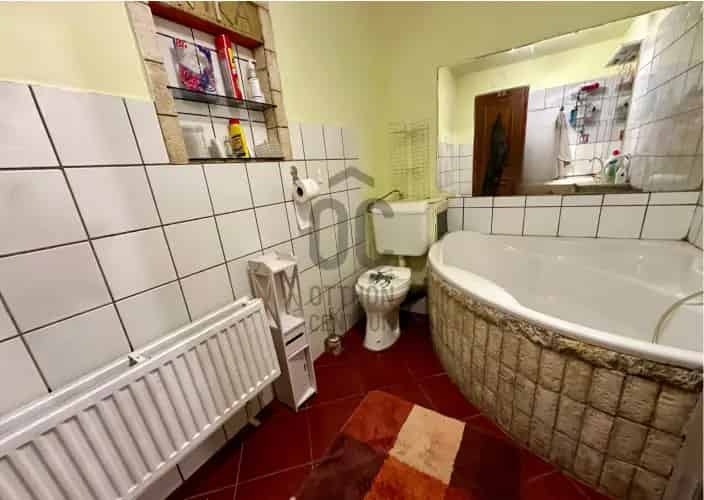 Alsóújlaki eladó családi ház, H489516