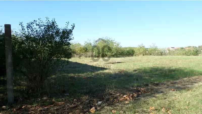 Egyeki eladó telek, T037177