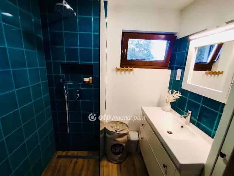 Ház Kiadó , Balatonfüredi járás, Dunántúl