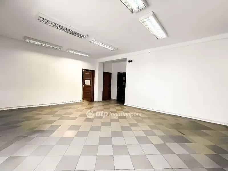 Ház Kiadó , Győri járás, Dunántúl