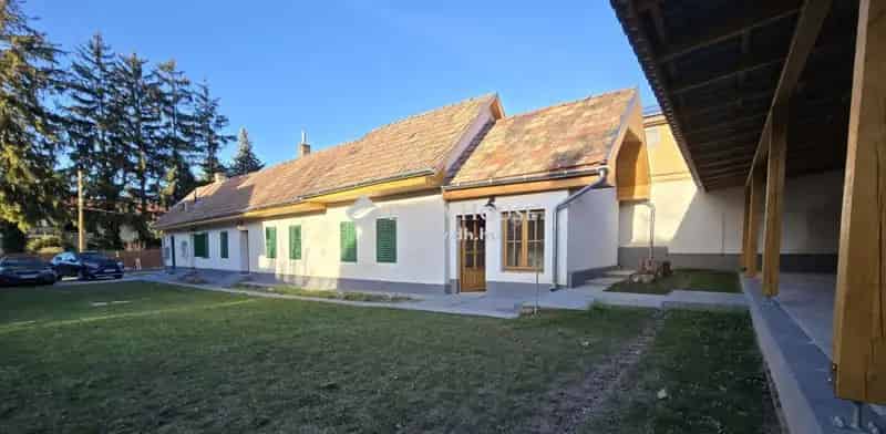 Ház Eladó , Budakeszi, Közép-Magyarország
