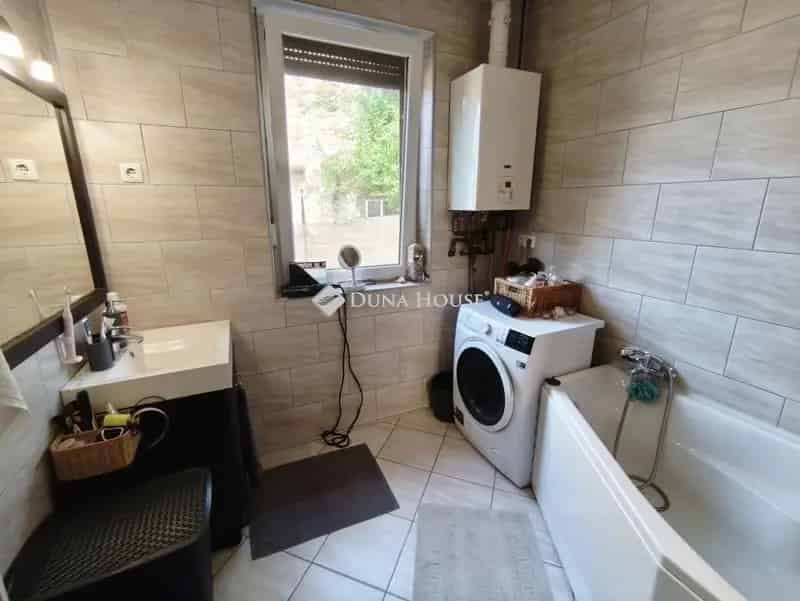 Ház Kiadó , Dunakeszi járás, Közép-Magyarország