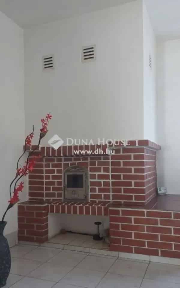 Nagycsaládosoknak ideális 2 szintes ház Baksán