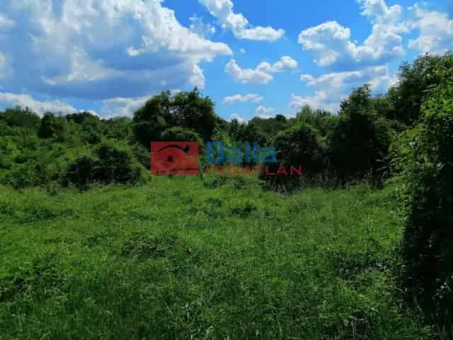 Váci panorámás építési telek eladó 16215 m²