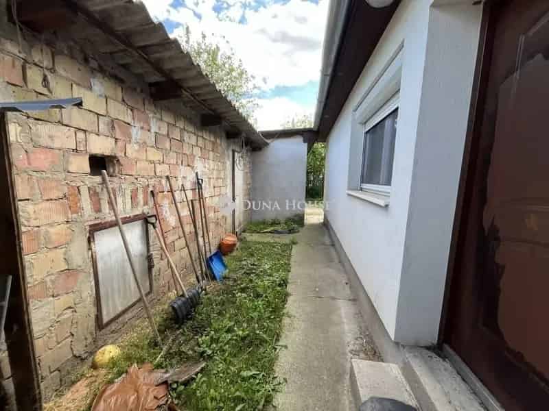Ház Kiadó , Monori járás, Közép-Magyarország