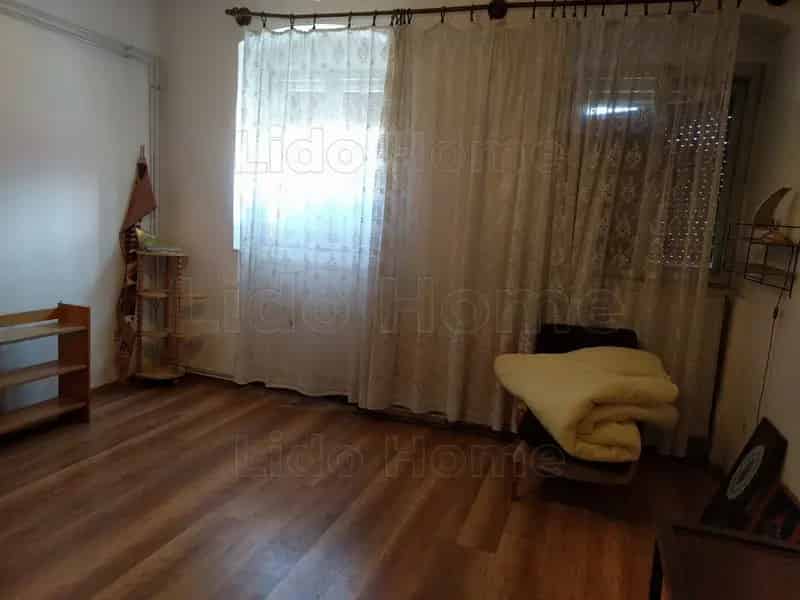 Ház Kiadó , Tapolcai járás, Dunántúl